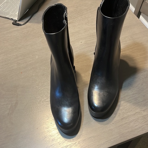 Black H&M ankle boots - Picture 3 of 3